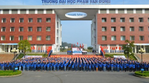 Đại học Phạm Văn Đồng